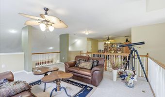 8 Meadowbrook Aly, Barnegat, NJ 08005