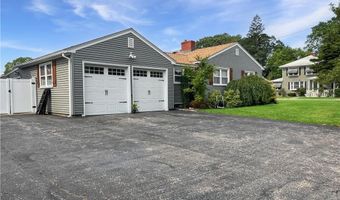 30 Alvin St, Warwick, RI 02886