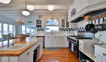 21951 Tarragona Way, Astor, FL 32102