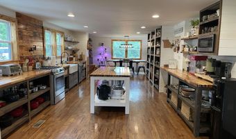 1107 Lower Ford Rd, Ava, MO 65608