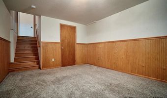 800 EVERGLADE Dr, Cheyenne, WY 82001