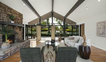 230 Avocado Pl, Camarillo, CA 93010