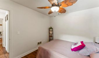 5483 Adobe Falls Rd 7, San Diego, CA 92120