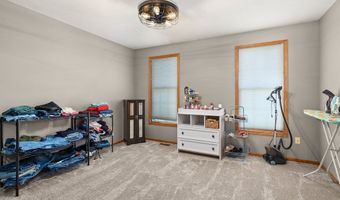 895 Williamsburg Ct, Ashland, OH 44805