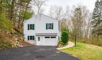 23 Oak Grove Rd, Brookfield, CT 06804