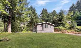 95881 CAPE Dr, Brookings, OR 97415