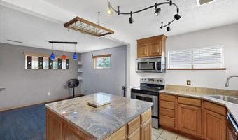 2623 6TH St NW, Albuquerque, NM 87107