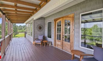 722 Lakeshore Dr, Autaugaville, AL 36003