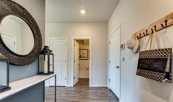 2982 T St, Springfield, OR 97477