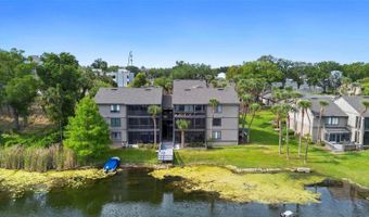 652 LAKE VILLAS Dr D, Altamonte Springs, FL 32701