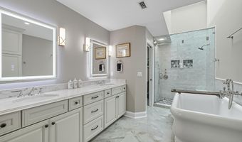 50 SEMINOLE LANDING Rd, Atlantic Beach, FL 32233