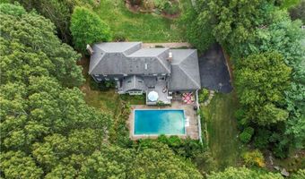 105 Watch Hl, East Greenwich, RI 02818