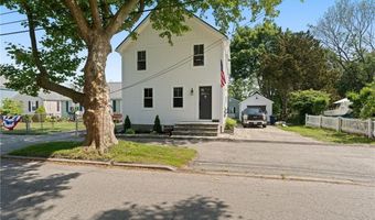 32 Richmond St 1, Bristol, RI 02809