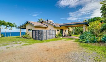 1004 N Honokala Rd B, Haiku, HI 96708