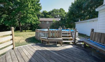 671 Essex St, Bangor, ME 04401