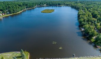 3055 Briarwood Dr, Tobyhanna, PA 18466