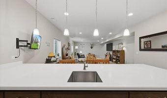 997 Blue Bell Rd, Berthoud, CO 80513
