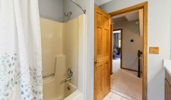 225 Bethmour Rd, Bethany, CT 06524