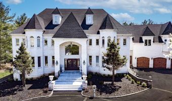 832 PARADISE Dr, Ambler, PA 19002