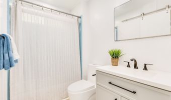 1269 Kupau St, Kailua, HI 96734