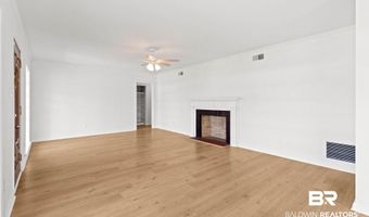 402 E Poplar St, Atmore, AL 36502