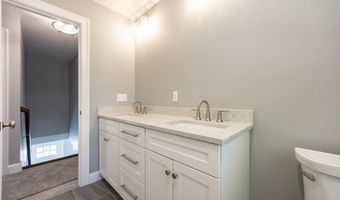 122 Canal St, Blackstone, MA 01504