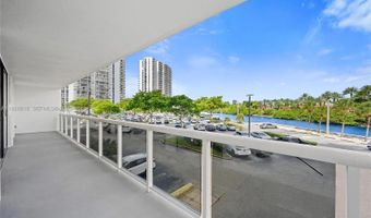 20505 E Country Club Dr 231, Aventura, FL 33180