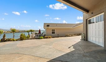 108 SEA CLIFF Ter, Brookings, OR 97415