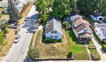 2216 Eastlawn Ave, Akron, OH 44305