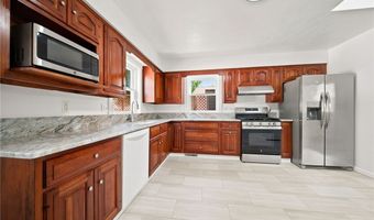 214 Lake Ave, Ashtabula, OH 44004