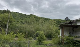 105 Highland Ave, Appalachia, VA 24216