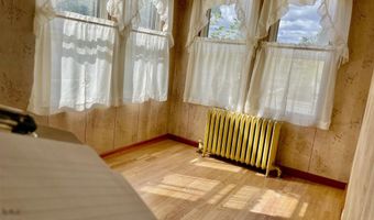 236 E Wyoming Ave, Absecon, NJ 08201