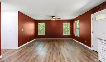10 Middleton Ln, Atmore, AL 36502
