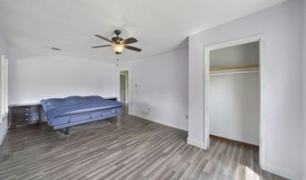 916 Oak St, Adrian, MI 49221