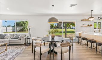 2029 W SHAWNEE Dr, Chandler, AZ 85224