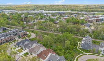 7314 Schoolhouse Dr SE, Ada, MI 49301