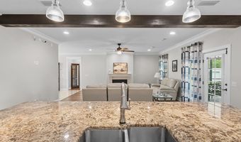 576 S County Road 33, Ashford, AL 36312