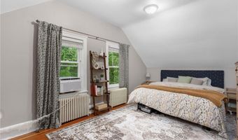 1315 New London Ave, Cranston, RI 02920
