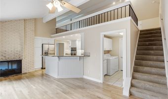 483 Concord Downs Ln, Aurora, OH 44202