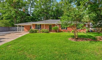 514 Sunset Dr, Bay St. Louis, MS 39520