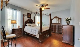 402 SENECA FALLS Dr, Apollo Beach, FL 33572
