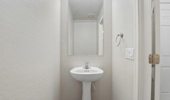 1748 N LOGAN Ln, Casa Grande, AZ 85122