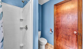 3596 Glenwood Dr, Austinburg, OH 44010