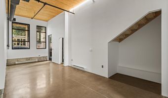 210 S Hamilton St, Madison, WI 53703