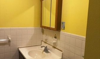 185 Newell Ave C, Bristol, CT 06010