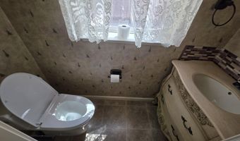 155 Hazelnut Dr, Fernley, NV 89408