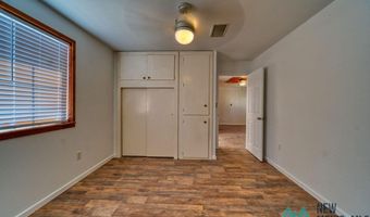 1403 A W Fox St, Carlsbad, NM 88220