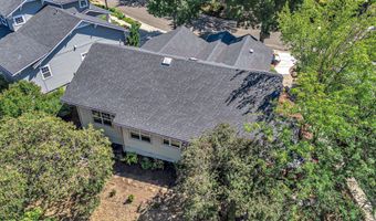 815 Creek Stone Way, Ashland, OR 97520