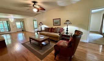 195 Wild Turkey Ln, Camden, SC 29020