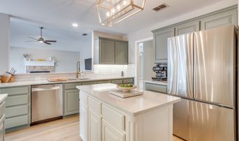 270 Bluff View Ct, Aledo, TX 76008